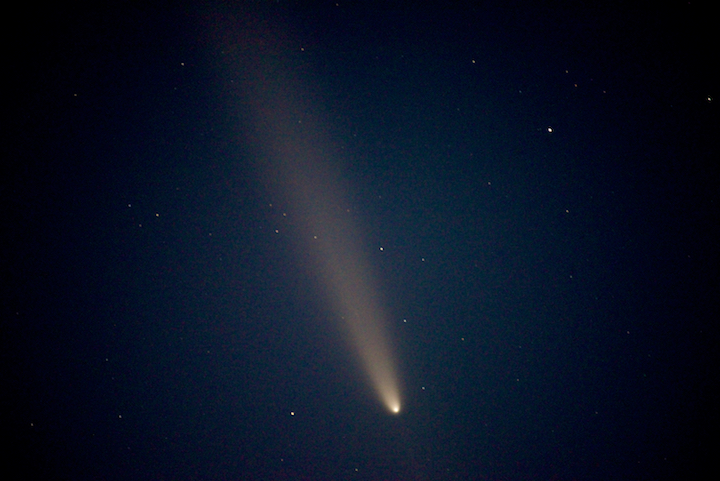 The tsuchinshan comet as seen above the Great Salt Lake.